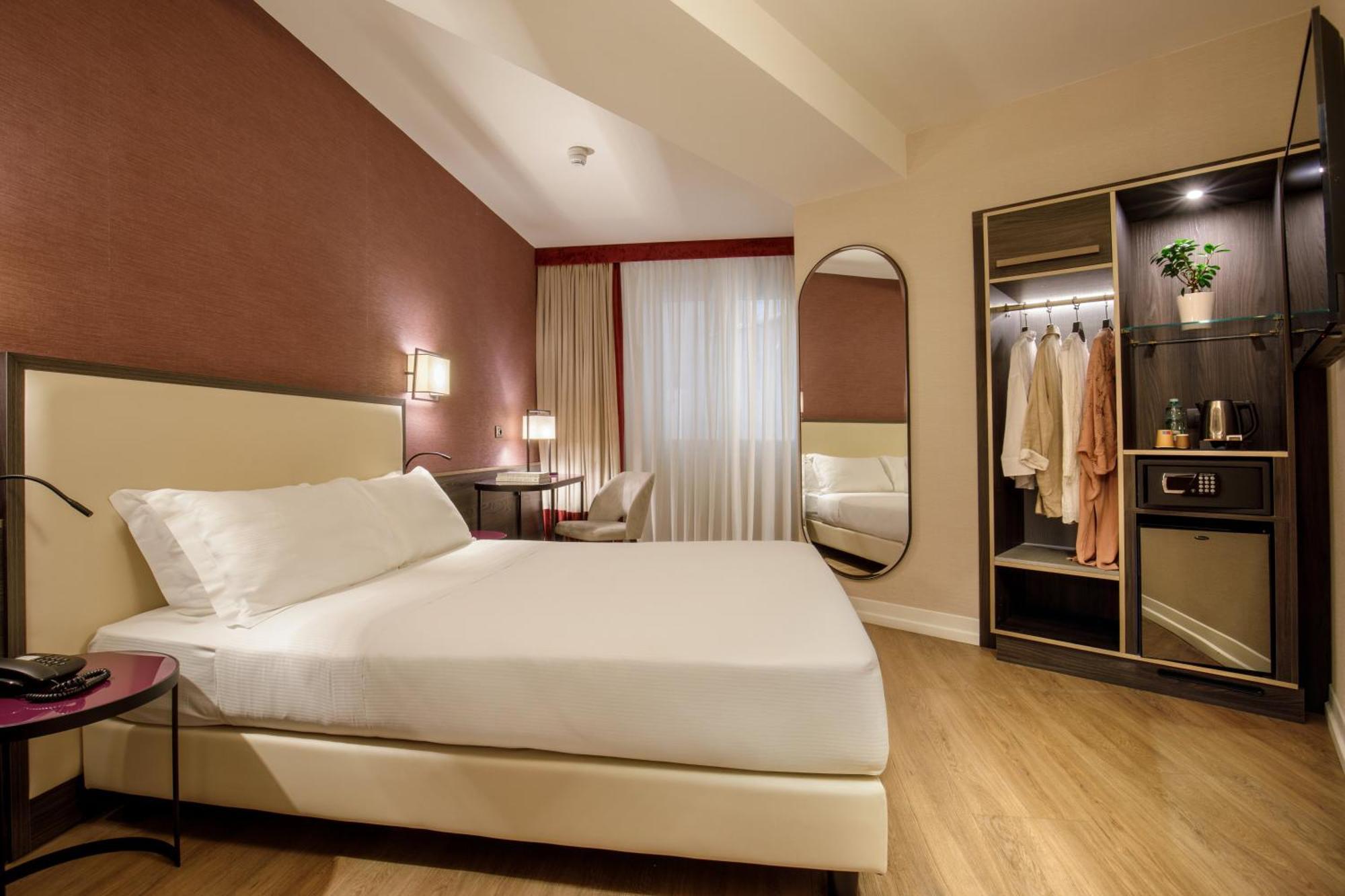 Hotel St Martin By Omnia Hotels Rome Exterior photo